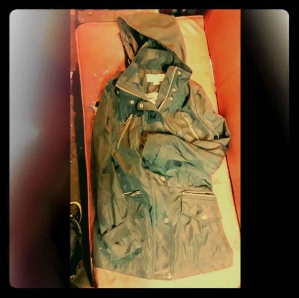 Sold/Michael Kors coat